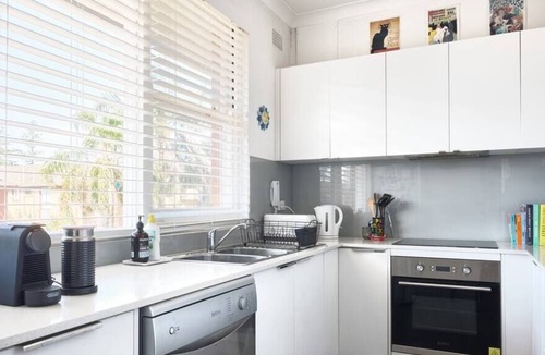 Brighton-le-Sands Apartment | Brighton Le Sands Retreat