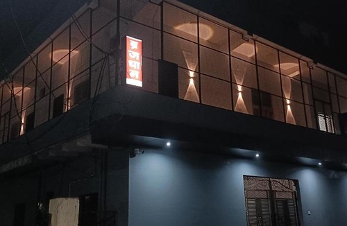 Vrindavan Hotel | Brij Dham Ashram