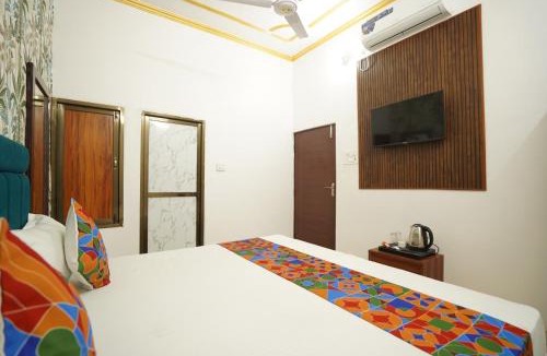 Sarnath Hotel | Buddha Tree