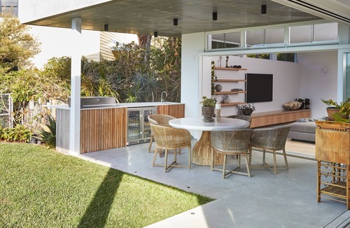 Newport House | Bungan Beach House-an insideoutside holiday home