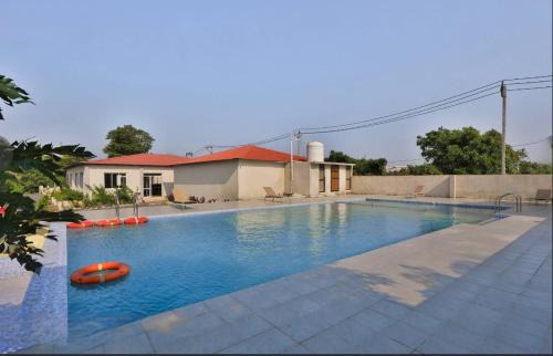 Mendarda Resort | Camp Leo Aaranya Resort