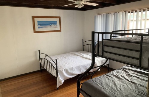 Cape Woolamai House | Cape Woolamai Beach House. 1km walk to cafe & surf beach & 300 mt to the bay