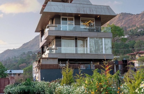 Bhimtal Villa | Celestial Rhapsody 3 BR, Naukuchiatal
