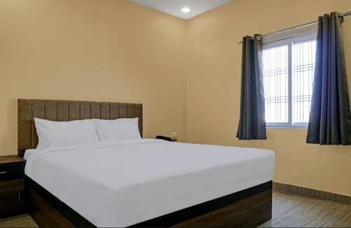 Varanasi Hotel | Chandraprabha Hotel and Banquet, Varanasi