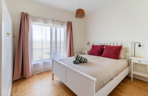 Port Macdonnell House | Charming Beachside Stay in Port MacDonnell