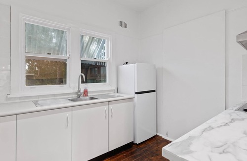 Woy Woy House | Charming Cottage by the Water Pet Friendly WoyWoy