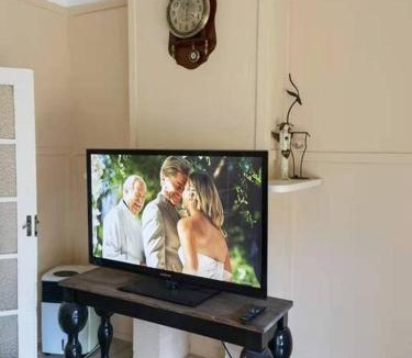 Croydon House | Charming1886