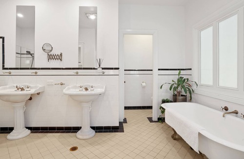 Sydney House | Church Point House, set on one acre has wonderful privacy and a sparkling pool