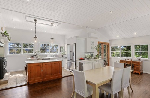 Sydney House | Church Point House, set on one acre has wonderful privacy and a sparkling pool