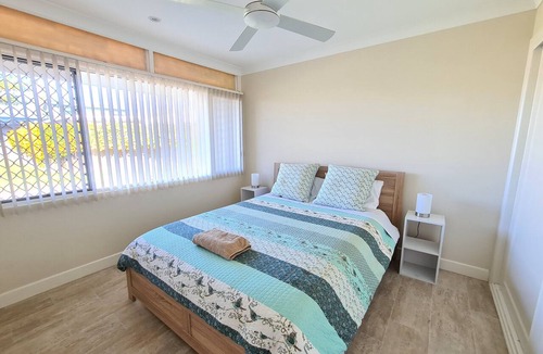 Woolgoolga House | CJ's Seaside Getaway - UNIT 3