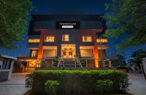 Satara House | Classic Matoshree Palace