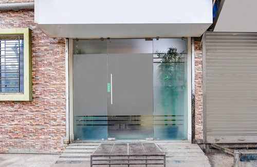 South Dum Dum House | Classic with Balcony skyline