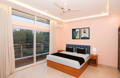 Ranchi House | Classic With Balcony Seven Seas Hotels Banquet