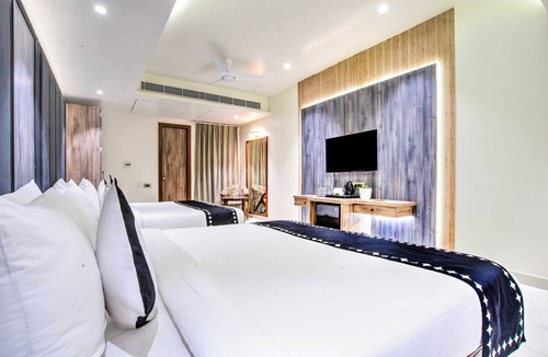 Faizabad Hotel | Clubhouse Hotel Ayodhya