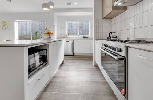 Eagle Point House | Coast and Canopy is the perfect place to slow down and reconnect