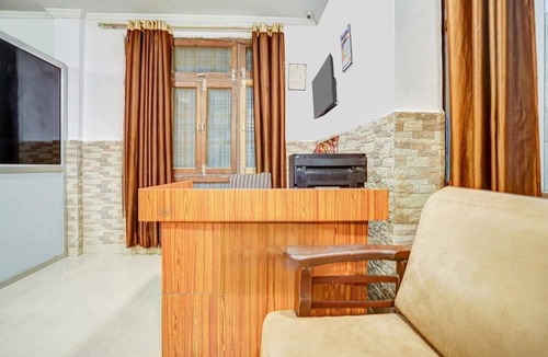 Mohangarh House | Collection O Aishbagh Railway Junction