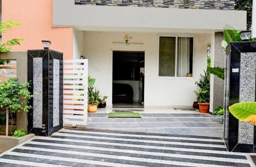 Kondapur House | Collection O Atlas DLF Formerly Hillside