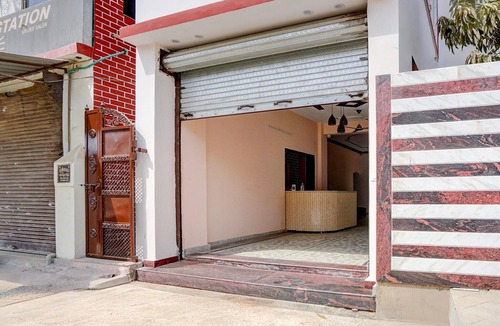 Gorakhpur House | Collection O Gorakhpur Mandir