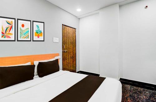 Hyderabad Hotel | Collection O Malkajgiri Railway Junction