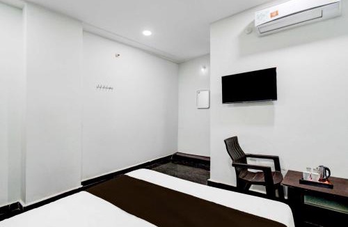 Hyderabad Hotel | Collection O Malkajgiri Railway Junction