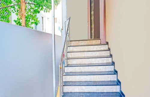 Kharadi House | Collection O Pune Nagar Road Viman Nagar