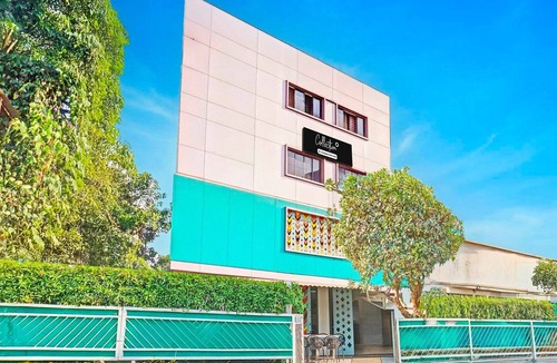 Kharadi House | Collection O Pune Nagar Road Viman Nagar