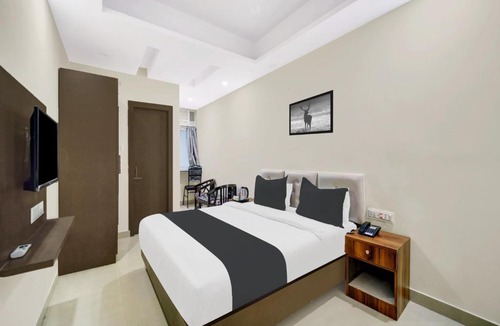 Patna Hotel | Collection O Rajeev Nagar Near Atal Path Formerly Vinayaka