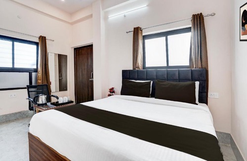 Allahabad Hotel | Collection O Salori