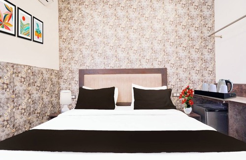 Noida Hotel | Collection O Sector 108 Noida