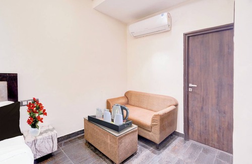 Noida Hotel | Collection O Sector 108 Noida