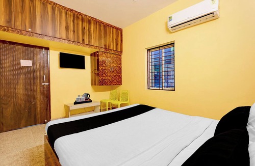Siliguri Hotel | Collection O Siliguri Junction