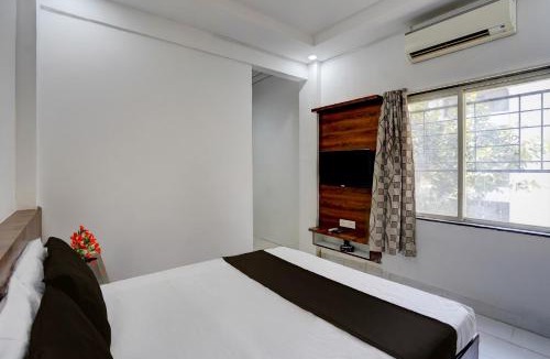 Warje Hotel | Collection O Warje Pune Formerly Choice Guest house