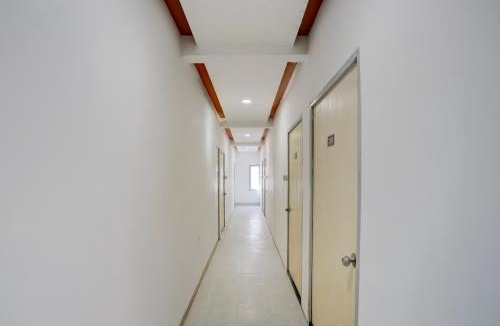 Warje Hotel | Collection O Warje Pune Formerly Choice Guest house