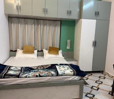 Allahabad Hotel | Colonel Cottage