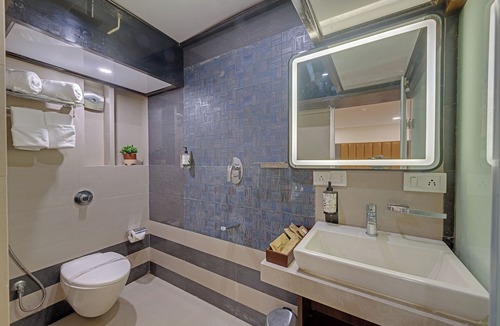 Marol Hotel | Comfort Inn Metropolis