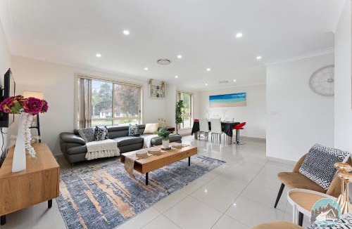 Fairfield East House | Comfortable 4-Bed House in Fairfield with Parking