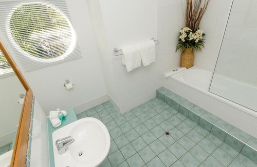 Hamilton Island Apartment | Compass Point