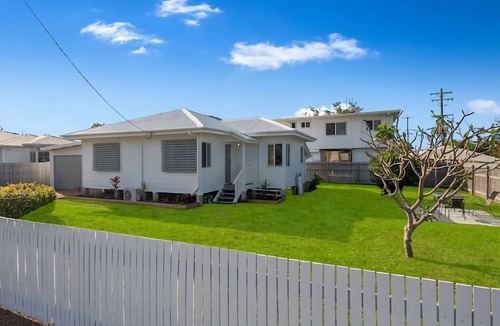 Garbutt House | Convenient Location Cosy Home