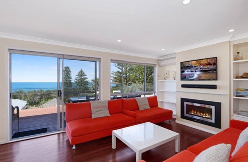 Copacabana House | Copa For All Seasons & Views