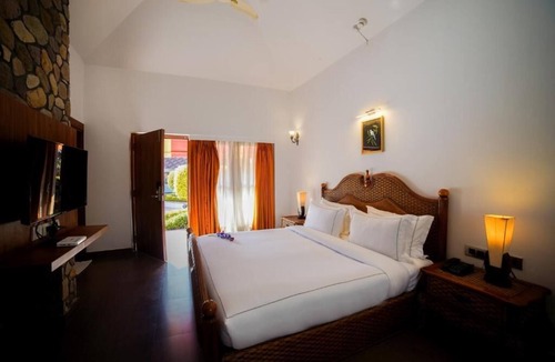 Dhikuli Hotel | Country Inn Tarika Riverside Resort Jim Corbett