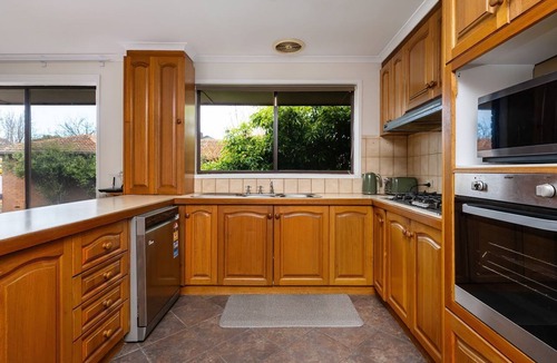Rosebud House | Courtside Cabana | Pool, Basketball & Pet Friendly