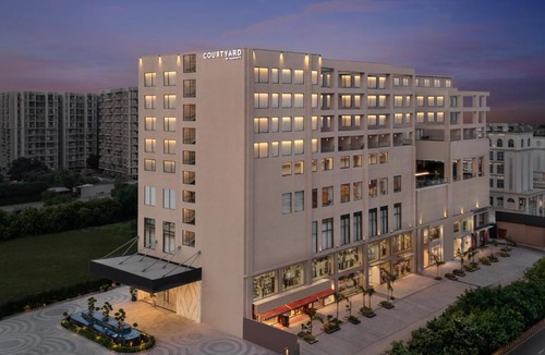 Ghaziabad Hotel | Courtyard by Marriott Ghaziabad India