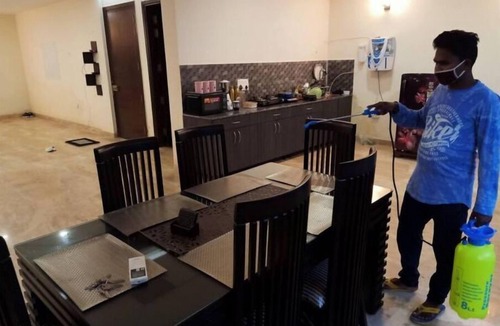 Block A House | Cozy Getaway: Phase 1, Behind Mega Mall Clean and modern! Breakfast Included !