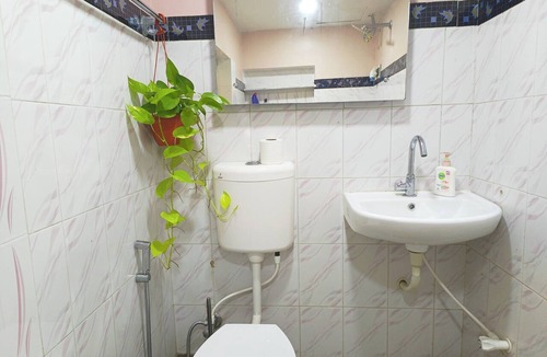 Bolpur House | Cozy Room-Unwind in a Thoughtfully designed Room