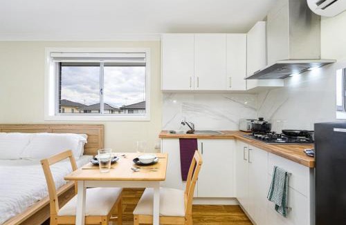 Schofields Apartment | Cozy Studio Steps from Tallawong Metro Station