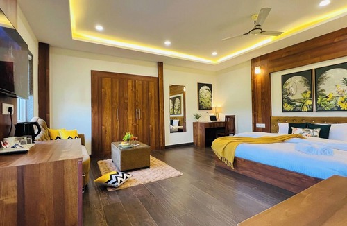 Vagator Hotel | Cozy Suite - Amani by BluO a Boutique Hotel in Goa