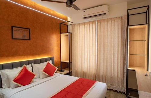 Kanyakumari Hotel | Crown Residency