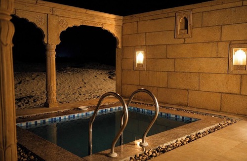 Kanoi Hotel | Crystal Resort