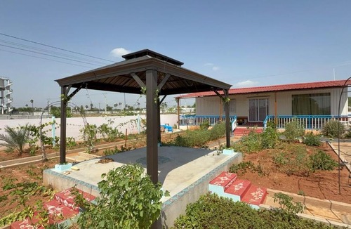 Hyderabad House | Cute farm with pool - 5 min from Ramoji film city