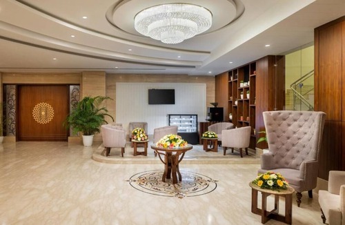 Dehradun Hotel | Cygnett Inn Paras